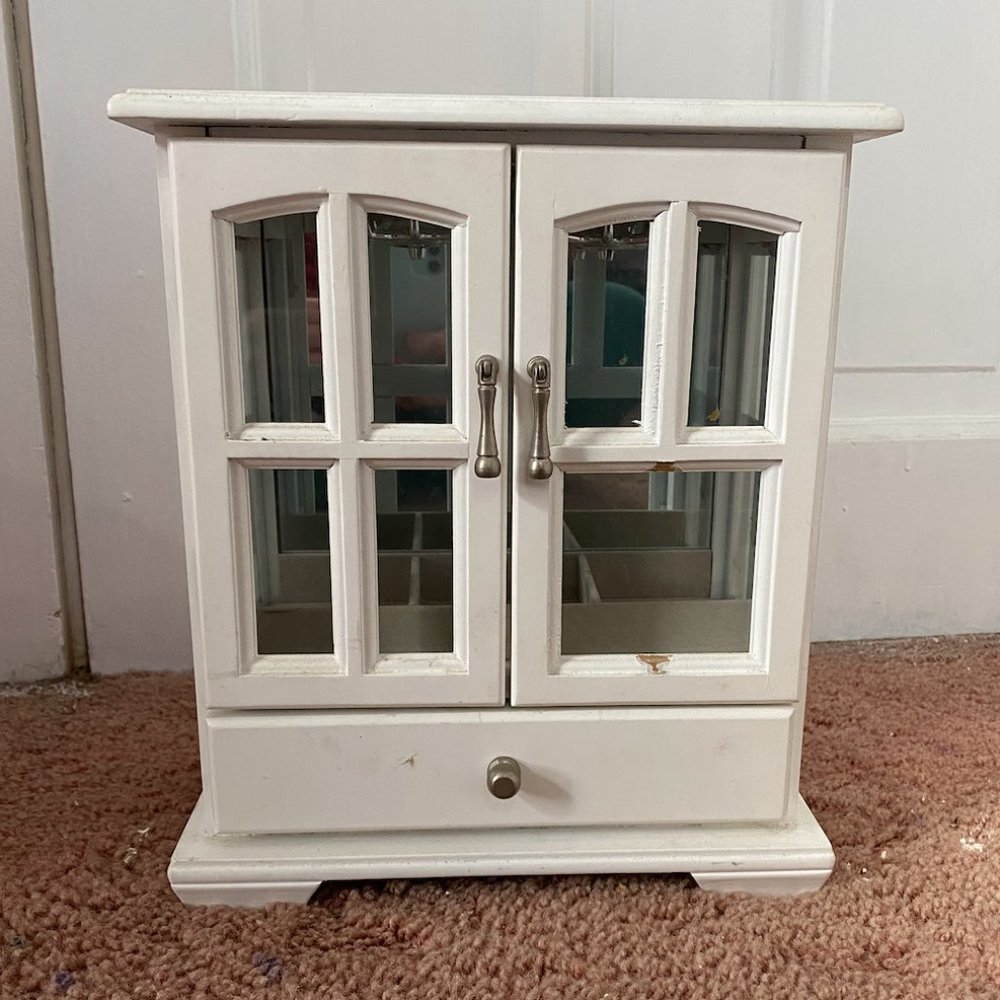 Vintage Jewelry Box